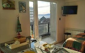 Nuevo Piso Céntrico con Hermosa Vista al lago 2 o 3 personas 30 OFF